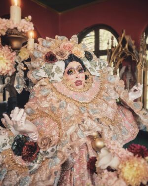 Crystal Methyd Instagram - She’s serving Tehuantepec realness in custom @mondoguerra 💐 We’re celebrating #LGBTQHerstoryMonth all month long with @rupaulsdragrace! ✨ (📸: @erik_carter)