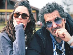 Cüneyt Mete Instagram - Aysun'umm kardeşlerim ailesine hoşgeldin🥰🥰🥰🥰🥰
@aysundem1r
@atvturkiye @kardeslerim @ngmediatv