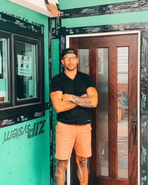 Curtis Hussey Instagram - Because I changed this build from a single family home to 2 condos, I had to change some things around with the exterior doors and @harveybuildingproducts windows. Really pleased with how they came out and the contrast between the two look unreal 🔥
Check out @harveybuildingproducts and @lansing_bp for some great quality products 🐍