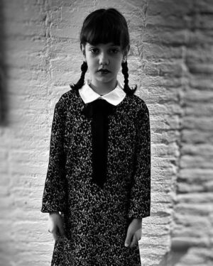 Cynthia Falabella Instagram - Minha Wandinha ! 🖤produção e 📷da dinda maravilhosa @deborafalabellaoficial