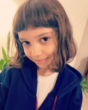 Cynthia Falabella Instagram - É hoje o dia ! Da Alegria! 💛 meu sol ! Minha esperança ! Que me faz sorrir todos os dias! Te Amo Liloca . Você é a menina mais doce do mundo . Que seus 9 anos sejam recheados de alegria, saúde e Amor!