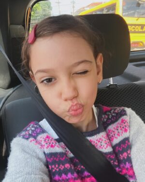 Cynthia Falabella Instagram - Minha Menina! Minha Liloca! Sempre do meu Lado ! Te Amo Minha Flor ! Minha Companheira! Toda Alegria do Mundo nesse novo Ano. Estarei do seu lado sempre ! TE AMO ❤️. Feliz 11 Anos🎂🎈🎁🎉🎊🥳😘
