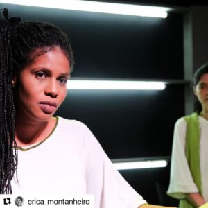 Cynthia Falabella Instagram - #Repost @erica_montanheiro with @use.repost
・・・
[ÚLTIMAS SEMANAS da peça ENTRE OS TRILHOS E A BALEIA] três últimas semanas desse trabalho lindo, com essas três maravilhosas: @ligiayamaguti @cynthiafalabella @eu.gabicosta 
Direção @erica_montanheiro 
Direção assistente @anaelisamattos 
Texto @luana.frez 

NÃO PERDE! Arrasta o carrosel pra ver as informações no flyer.
A boa notícia é que temos SESSÕES EXTRAS:
24/11 - 20h30
25/11 - 17h 
01/12 - 20h30
02/12 - 17h30
03/12 - 17h30
04/12 - 16h30
Gratuito no mezanino do Centro Cultural FIESP