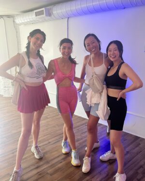 Cyrina Fiallo Instagram - Did another feel your feelings dance class and am overwhelmed with happiness🕺🏾💃🏾

🪩

🤸🏻‍♂️

👩🏻‍🎤

🌟

🌈

#feelyourfeelings #ribbondancing #danceitout #weirddance #thepursuitofjoyproject #dancingwithfriends #hulahoopsarelife #letsdance #iliketomoveitmoveit #danceclassesforadults