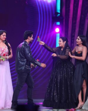 D Gautham Krishna Instagram - Few candids from Bb reunion…
#gauthamkrishna #soloboy