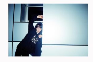 DJ Matsunaga Instagram - Creepy Nuts "Nariwai 2023" GOODS

Photographer : Shun Komiyama 
Stylist : Takuma Kano
Hair & Make-up : Yoko Fujii