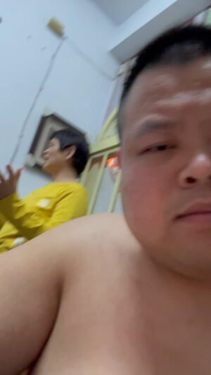 Da She Wan Instagram - 被姑姑發現了 很生氣哈哈哈！
