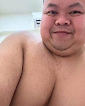 Da She Wan Instagram - 天冷了大家記得多穿一件！