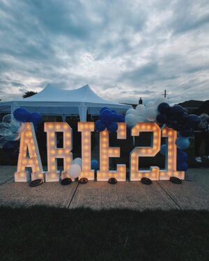 DaCarla Strong Instagram - DIAMOND DAY 2024
felt like 04’ 
block party days 💎🕊️