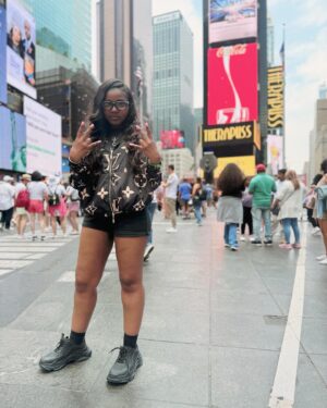 DaCarla Strong Instagram - CANT BELIEVE KILLA IN THE NYC 🗽💛 
JUUUUHEARDDD