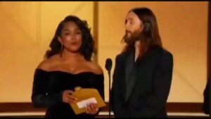 Da'Vine Joy Randolph Instagram - Almost 4 weeks ago 🥺 and I still can’t put into words what this entire experience has been for me. Again, I want to thank my team and my village for being by my side, getting me through this epic journey. I also want to say thank you to all of YOU. For your love, encouragement, and support. You have made me laugh and motivated me to keep going when I was exhausted. Thank you guys from the bottom of my heart. I hope this clip encourages and inspires someone today that they too can have ALL the things... so NEVER give up and know that you are WORTHY! 🙏🏽🙏🏽