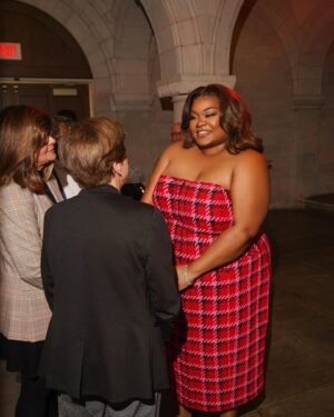 Da'Vine Joy Randolph Instagram - Had the great privilege to return to my Alma mater @templeuniv and speak with the current student body. It did my spirit some good! Thank you so much for having me. And I’m beyond honored to be chosen for the “Gallery of Success Award”. A special thanks to @templetheaters @templemusicaltheater @kimmikawilliamswitherspoon and @prreynolds496
