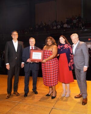 Da'Vine Joy Randolph Instagram - Had the great privilege to return to my Alma mater @templeuniv and speak with the current student body. It did my spirit some good! Thank you so much for having me. And I’m beyond honored to be chosen for the “Gallery of Success Award”. A special thanks to @templetheaters @templemusicaltheater @kimmikawilliamswitherspoon and @prreynolds496