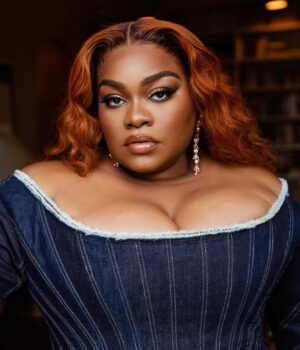 Da'Vine Joy Randolph Instagram - Face card provided by THEE @officialsheiks (IYKYK) thank you @lancomeofficial 😘 #zoominidareyou