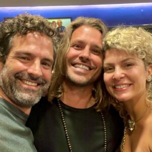 Dado Dolabella Instagram - Meu amor! Que espetáculo! 🔥

Meu peito está até agora de ressaca! Você é um tsunami de emoções, sentimentos e energia! ⚡️

Que show!! Você linda, leve, precisa, dançando, cantando que nem passarinho no rio, esquentando até o coração mais frio……… 💙

Trazendo aquele gostinho do céu que só você consegue proporcionar… ✨

E de quero mais… mais… mais… 🤩

Gratidão por essa noite mágica com a minha família e amigos/amores das nossas vidas!! ☀️💛

Te amo! 🌹❤️‍🔥

“Eu tenho tanta saudade…” 🥰