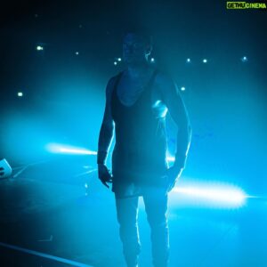 Dag-Alexis Kopplin Instagram - …hast Du manchmal das Gefühl, dass Dich jemand beobachtet?
#onstage #someoneswatchingyou