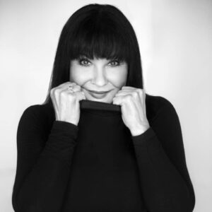 Dagmar Patrasová Instagram - Minulý měsíc jsme s Lenkou Hatašovou pořídily nové fotky. Myslím, že je na nich konečně vidět výsledek mého půlročního snažení – 8 kg dole.😊 Opravdu se teď cítím mnohem líp. Za pomoc s touhle proměnou chci poděkovat Obezinu od @Mesaverde * 😊
