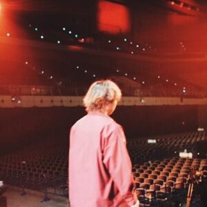 Daichi Miura Instagram - OVER in 有明アリーナ
本当に有難うございました

沢山の愛に包まれて生きていることを
改めて痛感しました
とても幸せです

明日は大阪
Asue アリーナ
遂に千秋楽です

いつも通り
丁寧に思いきり
全身全霊で歌い踊ります
是非皆さん一緒に楽しみましょう👍🔥
会場でお待ちしています☺️

#OVER
#有明アリーナ

そして、
実は有明アリーナ、今回のツアーを一緒に創り上げてくれたダンサーMathewの千秋楽でした！
唯一無二のグルーヴ、優しく力強い表現力、あたたかい人柄、Mathewと踊る度に心が癒されるような、そんな素晴らしいパワーをもったダンサー🕺
今回のツアーで一緒に踊れて本当に嬉しかった‼️
有難う☺️✨また必ず一緒に踊ろう😎🙌🏼