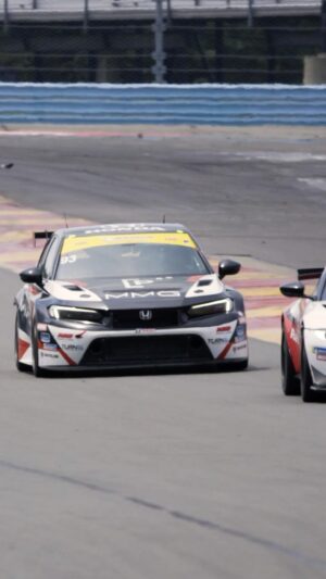 Daijiro Yoshihara Instagram - Heading into the holiday weekend with @mtlmtrsprtgrp 🇺🇸 Hoping everyone enjoys the time with their friends and family!

🎥 @pierrealexandre__g 

#PitandPaddock #MMG #IMSA #IMPC #FourthOfJuly