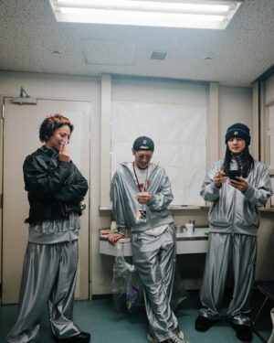 Daiki Tsuneta Instagram - in the zone. 
bloody good time.
There is no pain. Only music exists.
ㅤㅤ
みんなツアー楽しんでますか？
俺は流血するほどに楽しんでるよ。 
ㅤ
📷 by @nikku_ject
ㅤ