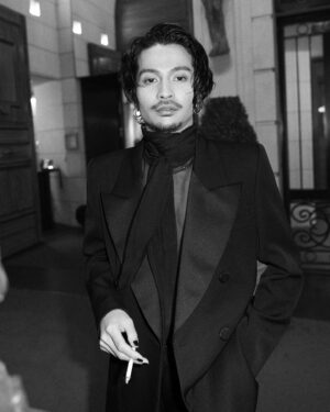 Daiki Tsuneta Instagram - Thanks SAINT LAURENT for having me the other night! The show was magical and I got inspired. Bravo!!! @ysl @anthonyvaccarello 
ㅤ
パリコレに参加しました。サンローランのアンバサダーになって初めて参加したショーはとても美しく刺激的で学ぶ事が多かった。俺も作品を作らねばと、過去に無い程に曲を作りまくって日本に帰ってきた。ただいま🇯🇵。
ㅤㅤ
#SaintLaurent
ㅤㅤ
Thx my team
@tomoyuki_kawakami
@tsuyoshikurata 
@rr_takai_