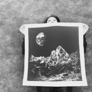 Dajana Roncione Instagram - ... le sorprese il giorno del tuo compleanno.

Sarah Duncan
Overview effect, 
Nick grindrod
Obligations,
Yono  Boyle
You can’t suck the same piece  of sugar forever,
Gilian Garnica
Parliament.