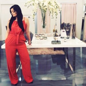 Dakota Hood Instagram - Contest time!!!! Want to win a shopping trip to @autumnandavery boutique for you and your friends? Read below!! ❤️
What a birthday treat it was to spend some time at @autumnandavery yesterday! I I love this boutique and everything they represent! They have a one of a kind style and class! ❤️
Rules:
#1 You must be following @autumnandavery and I
❤️
#2 Tag as many friends as you can! The more friends tagged the more chances you have to win!
❤️
We will chose one winner for a $50 Gift Card and two friends of yours for a $25 gift card each! (Also they have a fabulous online site so you don’t have to live in NC to win!) Contest ends Friday March 9th 2018!
❤️
Good luck❤️