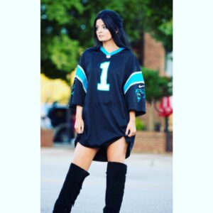 Dakota Hood Instagram - Here we goooo 🔵⚫️🔵⚫️ #keeppounding