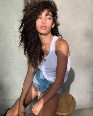 Dakota Moore-Lizotte Instagram - 🧚🏽‍♀️
