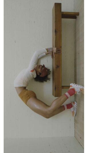 Dakota Moore-Lizotte Instagram - New for @fpmovement with the best team ✨ Thank you @emilyallisonfrye @kendcd @stella.chyun @sweetdoub @kylemacvisuals  @benjoarwas | hair @nikkiprovidence | mua @karolina.n.bernat