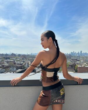 Dakota Moore-Lizotte Instagram - Will always be a city girl tho 🌆 

Thank you @jadedldn for the dreamiest set ✨