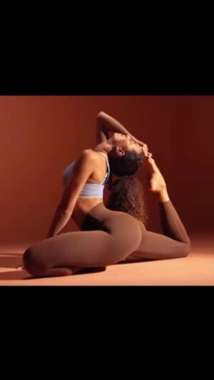 Dakota Moore-Lizotte Instagram - New for @lululemon 🧘🏽‍♀️ 

Thank you to the amazing team 🙏🏽

Creative : @abeille15 
Global CD @everettvangsnes 
Producer : @liebs123 
Styling: @clairethornton @leilanilacson 
HMU: @kessea 
Casting: @emmasdurand 
Trainer : @breezie.j 
DP: @koozie 
1st AC : @wolfmanrye 
DIT: @kohlbaas 
Editor: @tonychoysutton 
Colorist: @jackcaswell