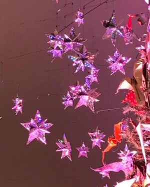 Dale Soules Instagram - Happy New Year from The Museum of Natural  History! (Origami Tree) #NewYearsEve #Goodbye2018 #NYC
