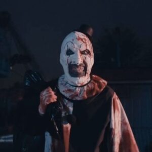 Damien Leone Instagram - Terrifier MANIA! 🤯🤡 As we head into our biggest theatrical (Halloween) weekend yet, hear what people all over the country are saying about our little slasher phenomenon 🤡🙏🏻🔥 Terrifier 2 will be playing in 1500   theaters this weekend before coming exclusively to @screamboxtv on October 31st 🎃 This will be essentially the last time to really see Terrifier 2 with a packed audience in mainstream movie theaters! See it while you can and thank you all for turning this film into a genuine game changer 🙏🏻 🖤 #terrifier2 #intheaters #terrifier #arttheclown @richardchristy1974 🤘🏻🤡