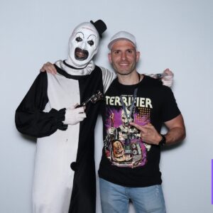 Damien Leone Instagram - Me and my bastard son 🤡❤️ #happyfathersday #terrifier #arttheclown #terrifier #terrifier2 #fathersday #fathersday2022