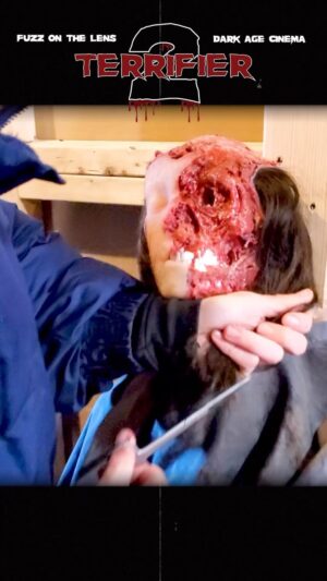 Damien Leone Instagram - Creating the special effects on Terrifier 2! The most daunting task of my career but was surrounded by an amazing team and the best assistant I could ask for @pjfalcone! Comment on the @fuzz_on_the_lens post of this exact video for a chance to win an official Terrifier 2 crew jacket! @jackieohmakeup @scottklausen 🙌🏻🤡 #terrifier2 #terrifier #specialeffects #fx