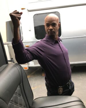 Damon Wayans Instagram - “...betweeen goals & achievement are discipline & consistency.” -in my Denzel voice #goDodgers #dreamer #achiever #discipline #goals #life #facts