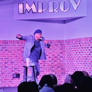 Damon Wayans Instagram - Me flying to Kansas City Improv @improvkcmo this weekend.
🎫 ticket link in BIO 🎫