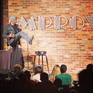 Damon Wayans Instagram - H-town thanks for the standing O, this is me on stage kicking ass! Virginia Beach see you next weekend @funnybonevb link to tickets in BIO