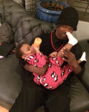Damon Wayans Instagram - Throwback one time for my #Wcw #grandbaby #5 #Emmie #grandpa #grandpagang #throwbackwednesday