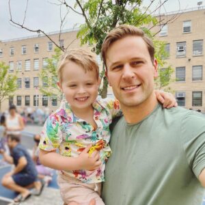 Dan Amboyer Instagram - and sometimes #pride is just living in a state where you feel welcomed, embraced & proud as a gay dad taking your son to his last day of preschool for the year. and thankful for all those who came before us who fought the hard fights and made this life possible. and now it’s our job to protect it. #saygay #twodads #gayfamily 🏳️‍🌈