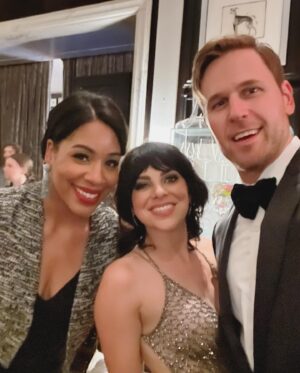 Dan Amboyer Instagram - whatta night @thetonyawards & @jesmilled 🍔🍸