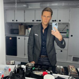 Dan Amboyer Instagram - “Steven Carrington has been called the first openly gay character on a prime time drama series, and remains one of the most well-known of the earliest gay characters on television.” The original #Dynasty premiered in 1981. 

It was an honor to be the first gay actor to inhabit this gay character (the 4th actor total!), even if for just a relative moment in the show’s long history. 🙏 #DynastyFinale
