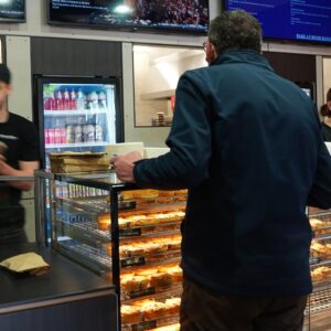 Dan Andrews Instagram - It's simply not possible to go to Rutherglen and not pop into Parker Pies. 
1 x sausage roll 
1 x Parker pie