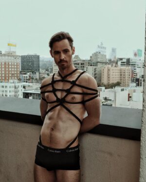Dan Benson Instagram - I love when I have important business in the city. 
.
.
.
.
.
.
📸 @christograph3r 
🪢 @domellliot 
🙏 @sushimonstuh @smokeorchid @arin_david_robinson