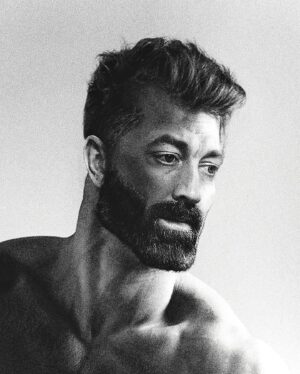 Dan Cummins Instagram - Tip for Incels. Sometimes, all it takes to go from being an Incel or a Melvin, to being a Brad, Chad, or Giga-Chad... is growing a beard. It's that easy 👍🏼 
#TheMoreYouKnow