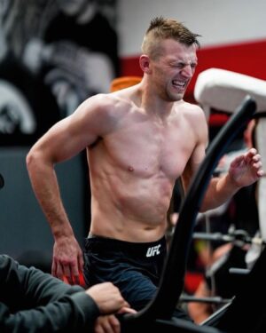 Dan Hooker Instagram - “Nothing in the world can take the place of persistence. Talent will not, nothing is more common than unsuccessful men with talent.” - Calvin Coolidge

📷 @jeffsainlar