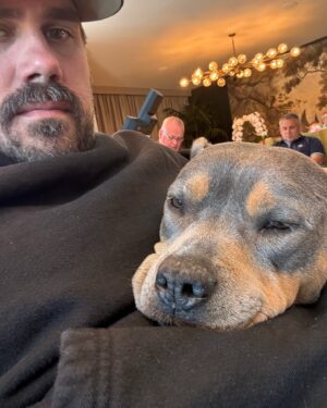 Dan Katz Instagram - My stomach is now a pillow for @famousmisspeaches