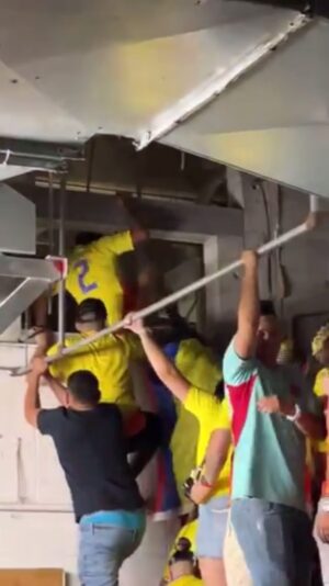 Dan Le Batard Instagram - Mission Copa-ssible

#BecauseMiami ⚽️