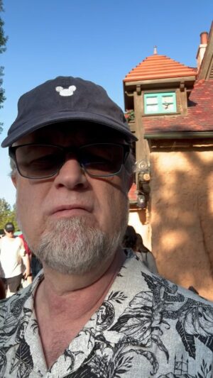 Dan Povenmire Instagram - Disneyland is usually so much better at hiding their security cameras. #disneyland #phineasandferb #doofenshmirtz #disney #disneychannel